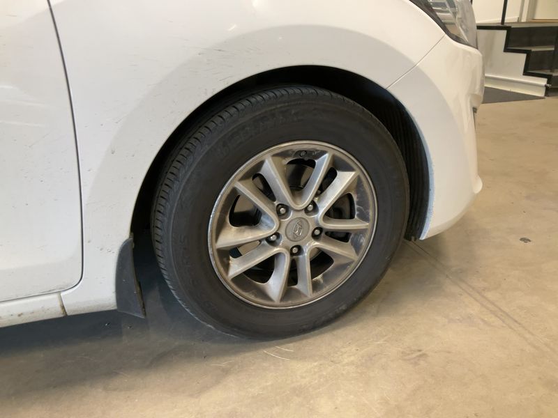 Hyundai i30 1.6 GDI Creative 2014 – снимка 11