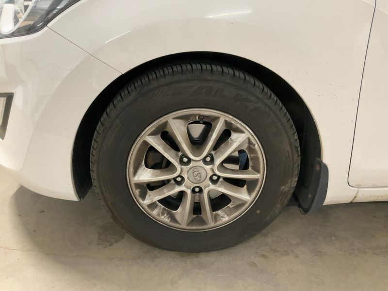 Hyundai i30 1.6 GDI Creative 2014 – снимка 3