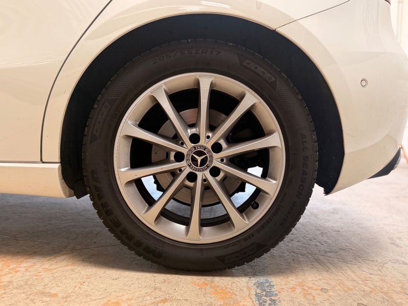 Mercedes-Benz A-Klasse A 250 2021 – снимка 5