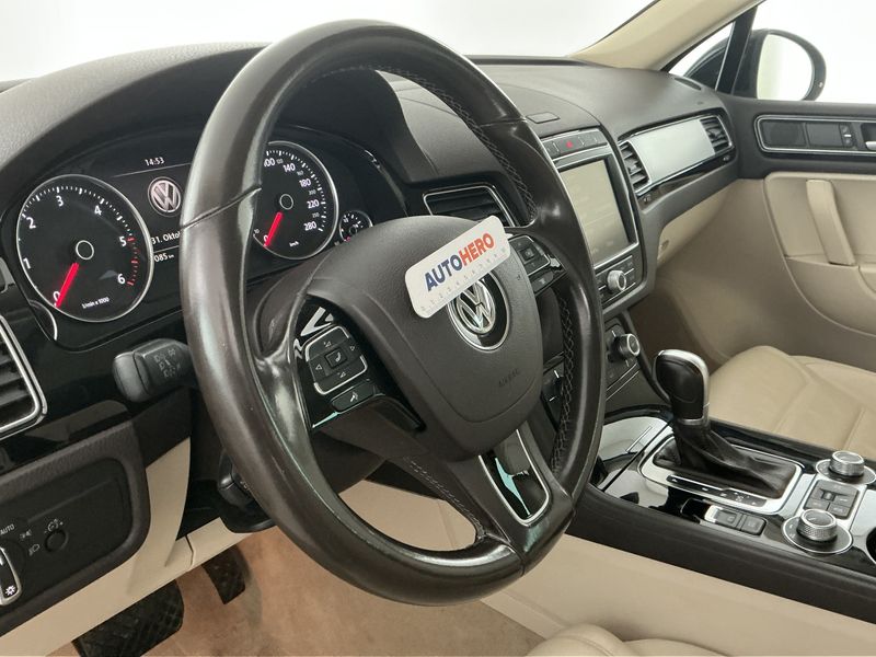 Volkswagen Touareg 3.0 V6 TDI Terrain Tech BlueMotion Tech 2015 – снимка 33