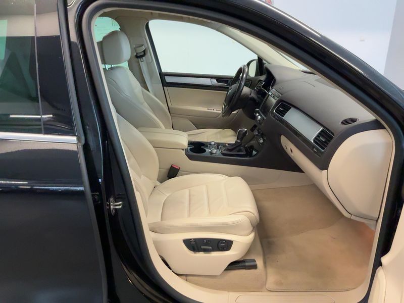 Volkswagen Touareg 3.0 V6 TDI Terrain Tech BlueMotion Tech 2015 – снимка 16