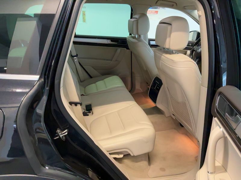 Volkswagen Touareg 3.0 V6 TDI Terrain Tech BlueMotion Tech 2015 – снимка 19