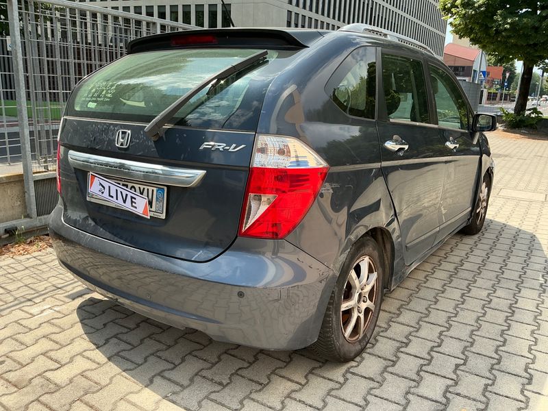 Honda FR-V 1.7 Comfort 2006 – снимка 2