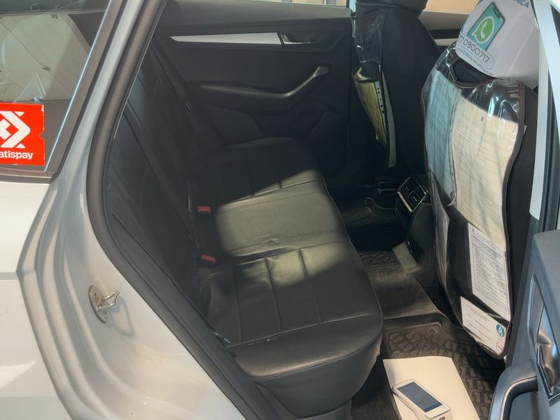 Skoda Karoq 2.0 TDI Executive 2021 – снимка 19