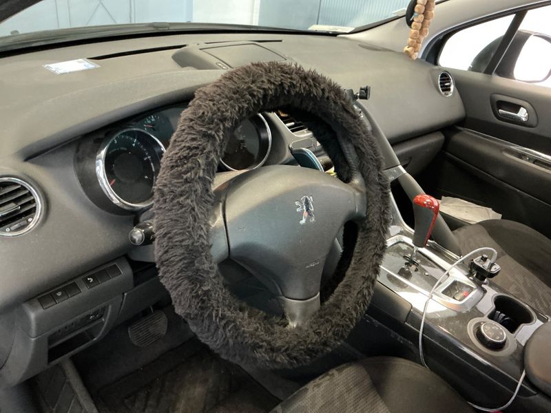 Peugeot 3008 1.6 HDi Allure 2012 – снимка 24