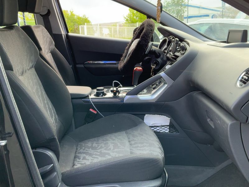Peugeot 3008 1.6 HDi Allure 2012 – снимка 16