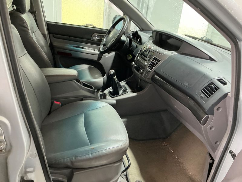 Ssangyong Rodius 2.0 TD Sapphire 2WD 2015 – снимка 17