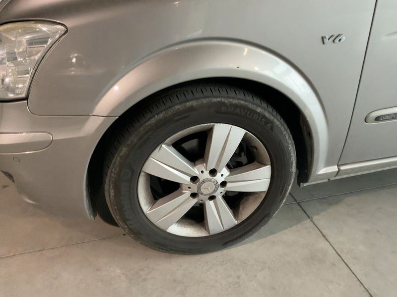 Mercedes-Benz Viano 3.0 CDI lang BlueEfficiency Ambiente 2012 – снимка 3