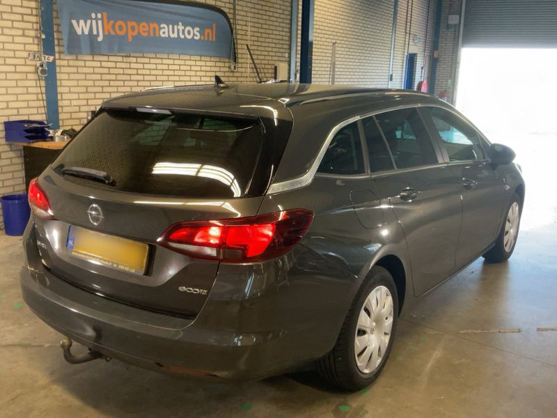 Opel Astra 1.0 Turbo Edition Start/Stop 2016 – снимка 8