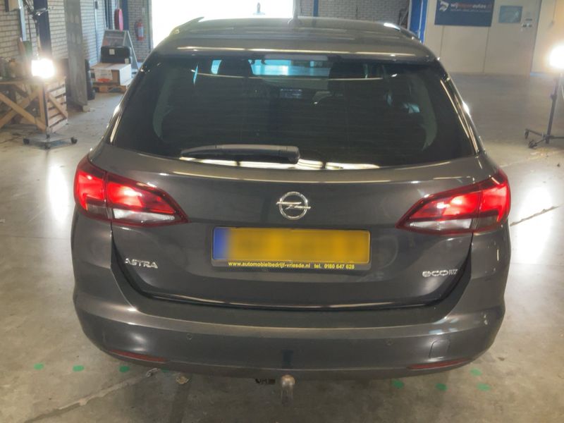 Opel Astra 1.0 Turbo Edition Start/Stop 2016 – снимка 7
