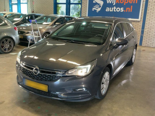 Opel Astra 1.0 Turbo Edition Start/Stop 2016 – снимка 1
