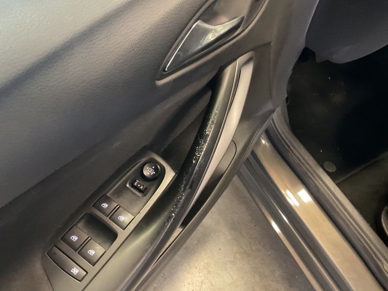 Opel Astra 1.0 Turbo Edition Start/Stop 2016 – снимка 23