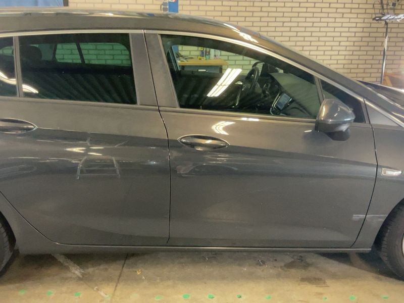 Opel Astra 1.0 Turbo Edition Start/Stop 2016 – снимка 10