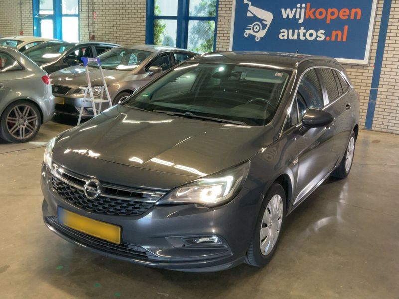 Opel Astra 1.0 Turbo Edition Start/Stop 2016 – снимка 2