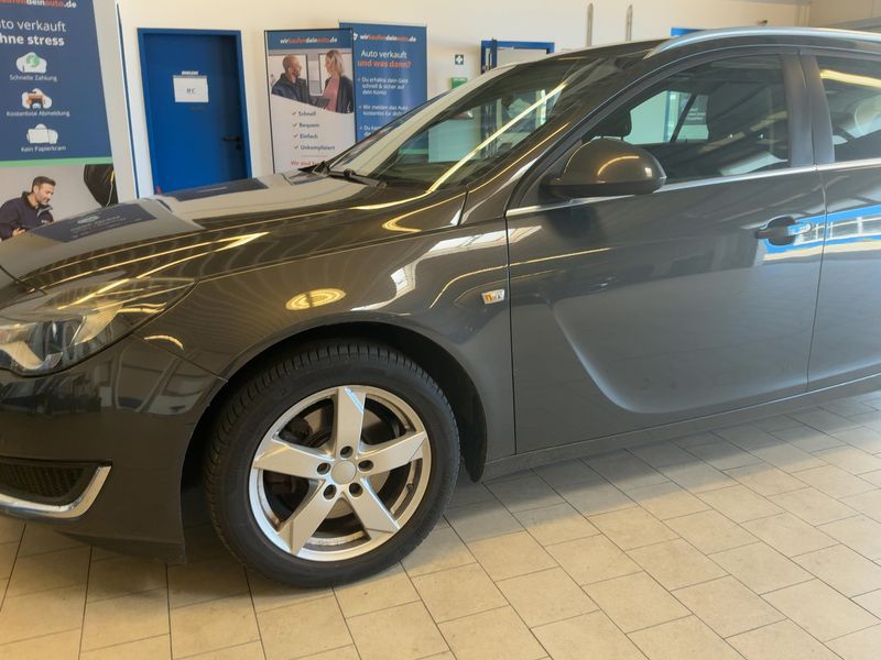 Opel Insignia Sports Tourer 1.6 SIDI Turbo Edition 2016 – снимка 2