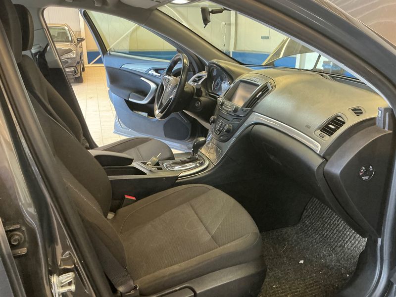 Opel Insignia Sports Tourer 1.6 SIDI Turbo Edition 2016 – снимка 16