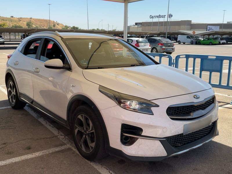 Kia XCeed 1.6 CRDi Mild-Hybrid Active 2021 – снимка 9