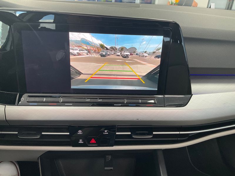 Volkswagen Golf VIII 2.0 TDI Life 2021 – снимка 24