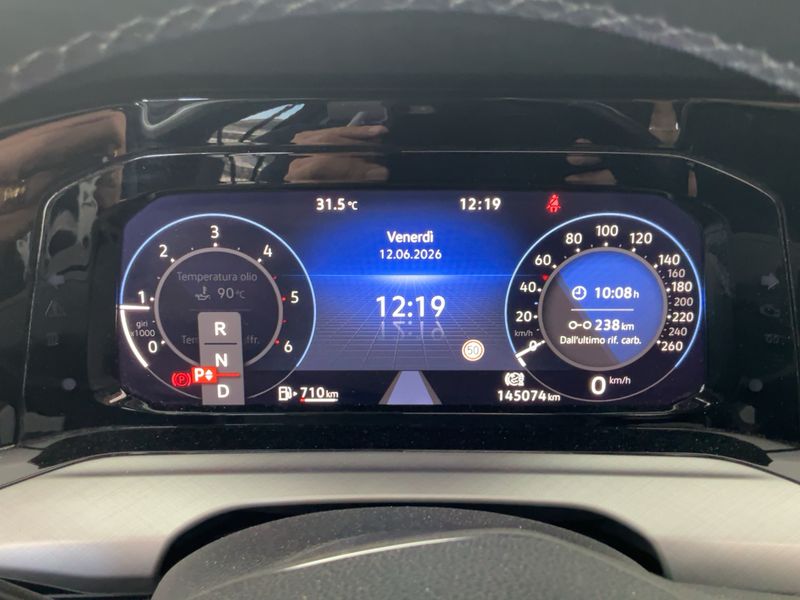 Volkswagen Golf VIII 2.0 TDI Life 2021 – снимка 18