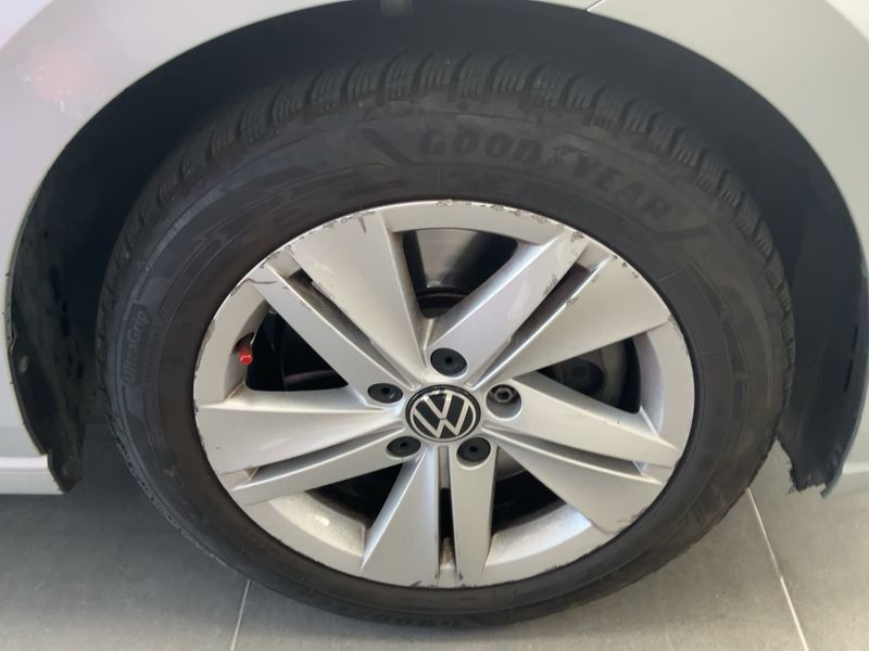 Volkswagen Golf VIII 2.0 TDI Life 2021 – снимка 11