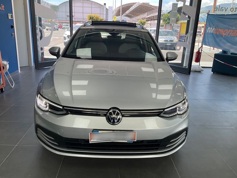 Volkswagen Golf VIII 2.0 TDI Life 2021 – снимка 14