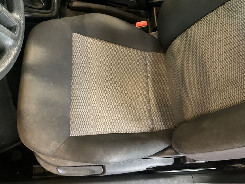 Volkswagen Polo 1.6 TDI Style 2011 – снимка 30