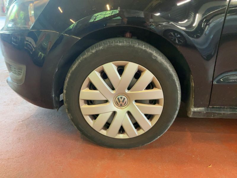 Volkswagen Polo 1.6 TDI Style 2011 – снимка 3