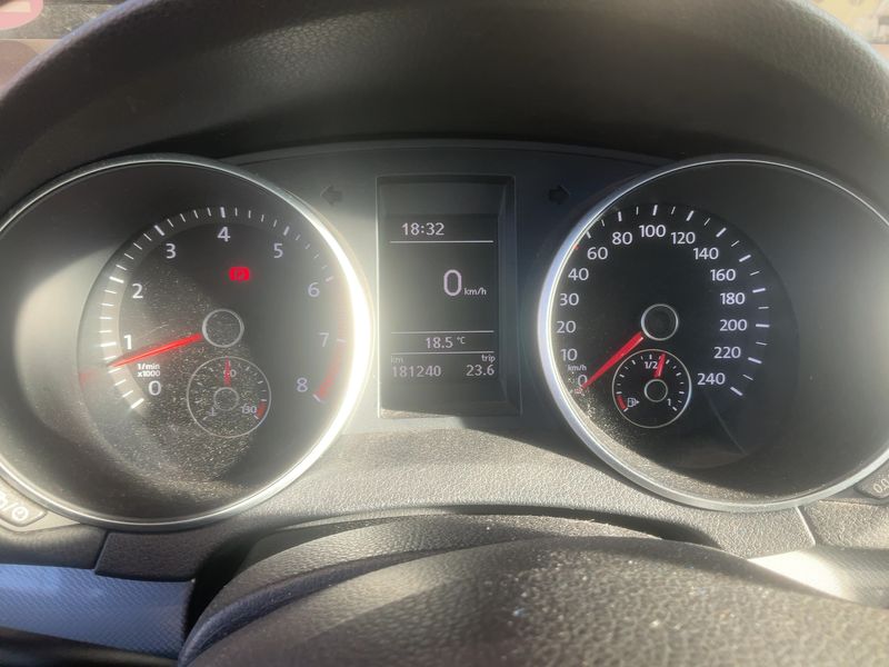 Volkswagen Golf VI 1.4 TSI Match 2012 – снимка 19