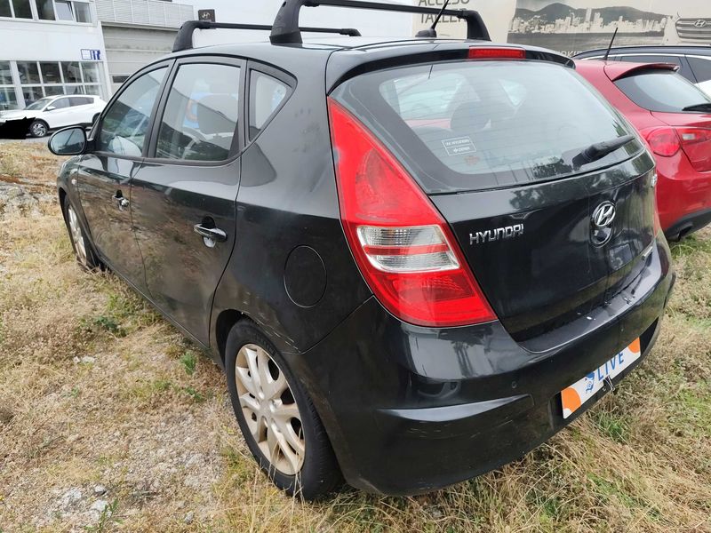 Hyundai i30 1.6 CRDi Classic 2008 – снимка 3