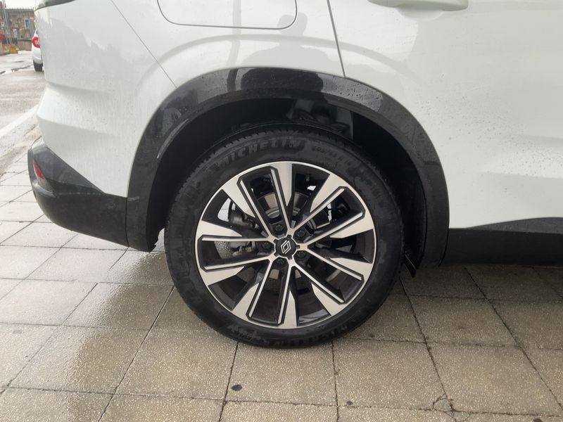 Renault Austral 1.2 Hybrid E-Tech Techno 2023 – снимка 9