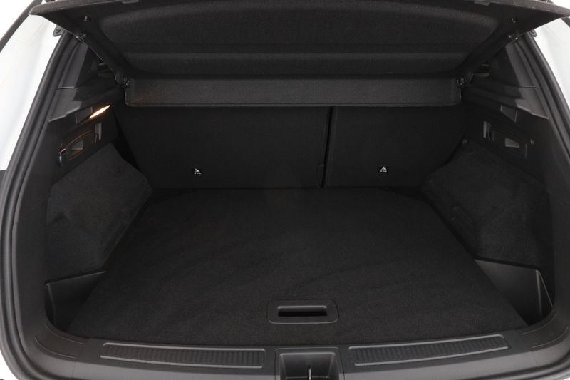 Renault Austral 1.2 Hybrid E-Tech Techno 2023 – снимка 15