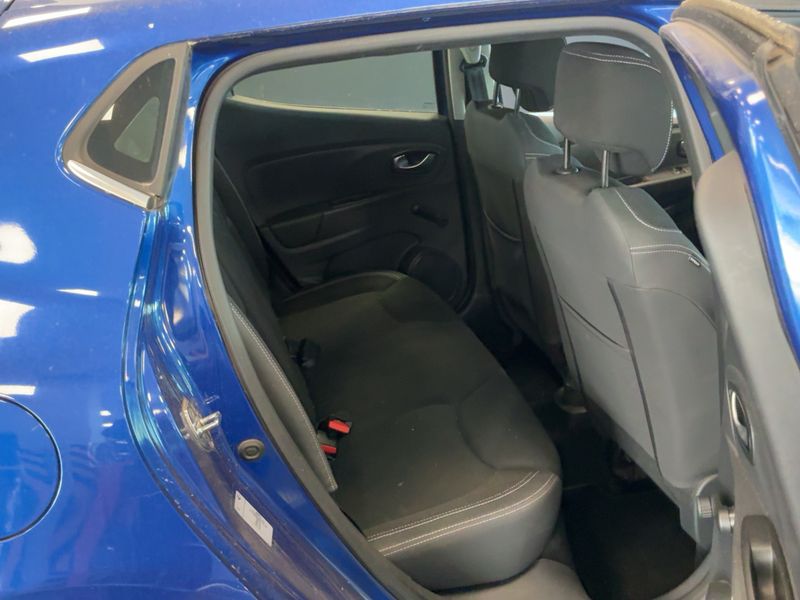 Renault Clio 1.2 Authentique 2018 – снимка 19