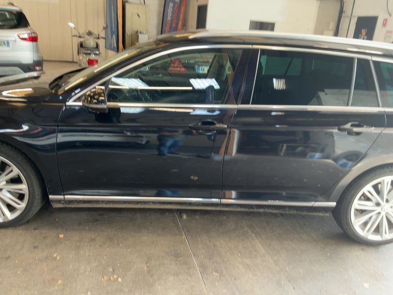 Volkswagen Passat 2.0 TDI Carat Edition 4Motion BlueMotion Tech 2016 – снимка 4