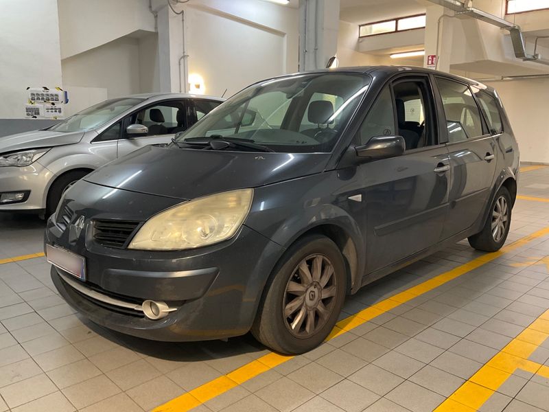 Renault Grand Scenic 1.9 dCi Dynamique 2008 – снимка 1
