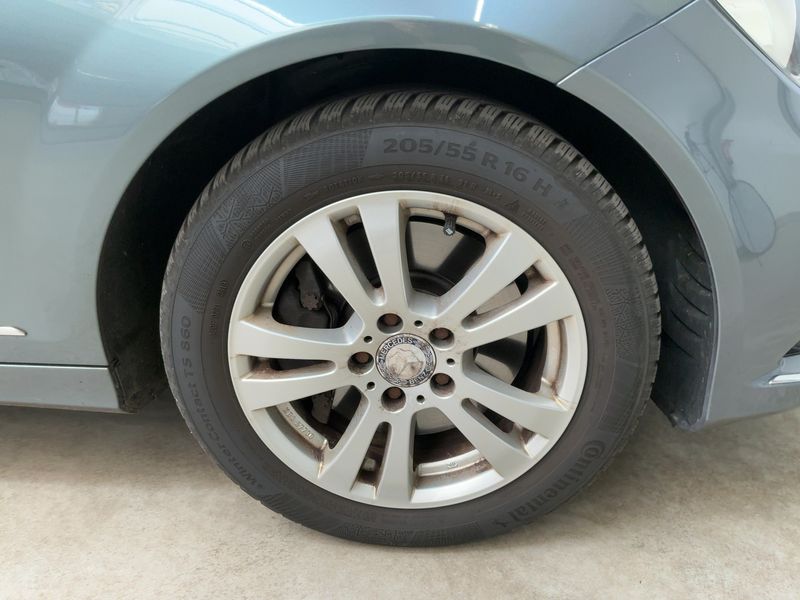 Mercedes-Benz C-Klasse C 300 CDI 4Matic BlueEfficiency Avantgarde 2011 – снимка 11