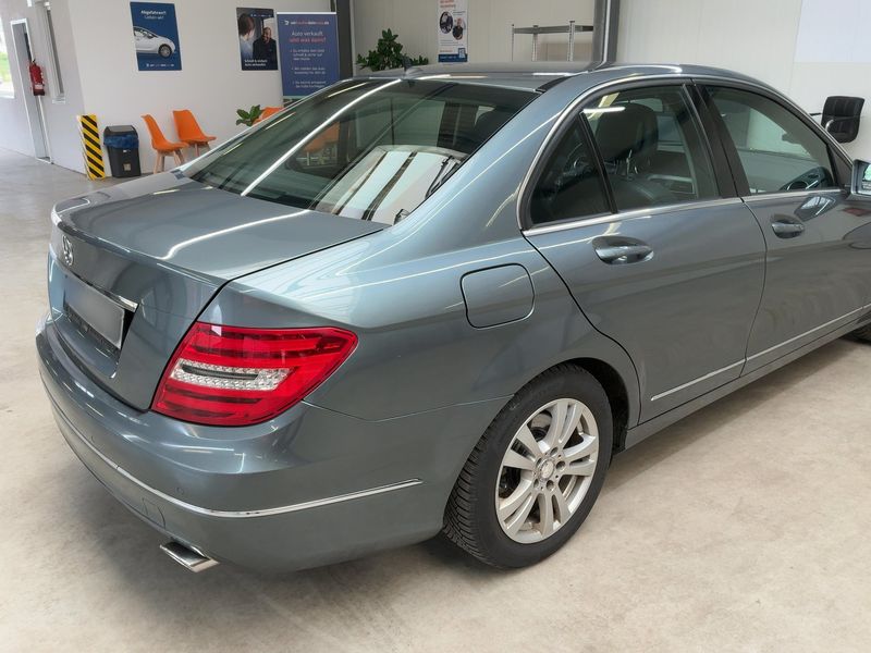 Mercedes-Benz C-Klasse C 300 CDI 4Matic BlueEfficiency Avantgarde 2011 – снимка 8