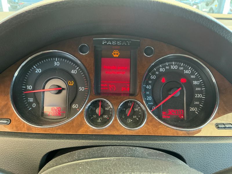 Volkswagen Passat 2.0 TDI Advance 2008 – снимка 4