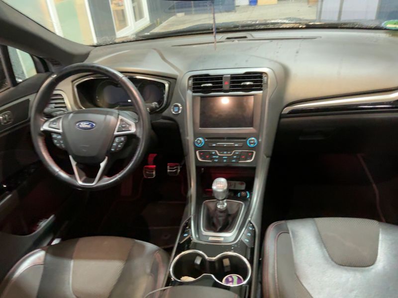 Ford Mondeo 1.5 EcoBoost ST-Line 2018 – снимка 17