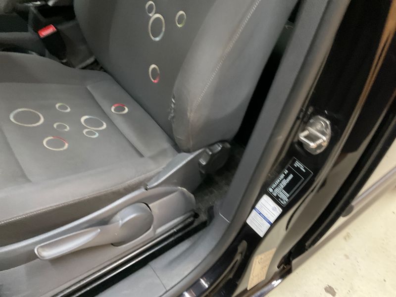 Volkswagen Caddy 1.2 TSI Roncalli Trendline 2011 – снимка 23