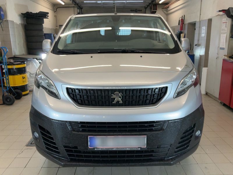 Peugeot Expert 2.0 Blue-HDi Premium L2 2016 – снимка 14