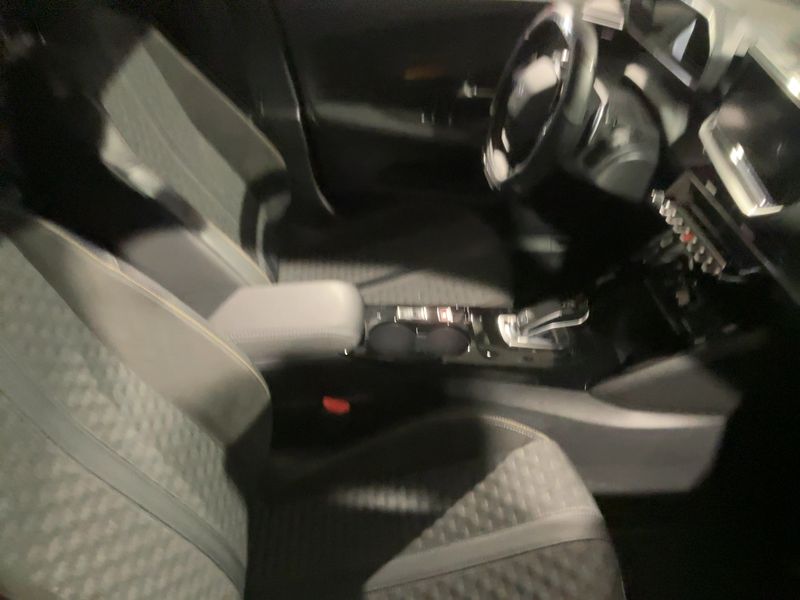 Peugeot 2008 1.5 Blue-HDi Allure Pack 2022 – снимка 17