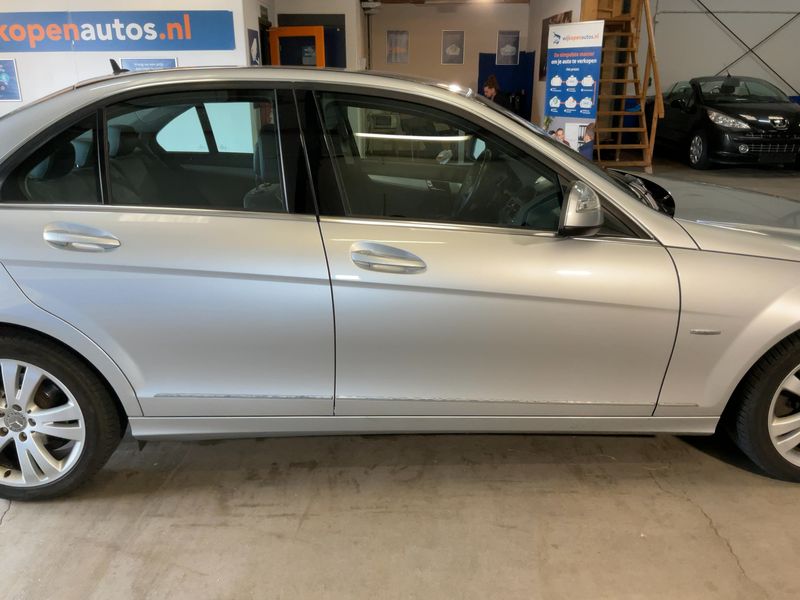 Mercedes-Benz C-Klasse C 180 Kompressor Avantgarde 2008 – снимка 10