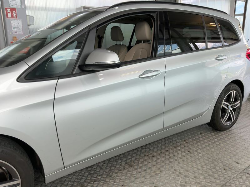 BMW 2er 220d Gran Tourer xDrive Sport Line 2015 – снимка 4