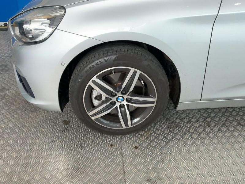BMW 2er 220d Gran Tourer xDrive Sport Line 2015 – снимка 3