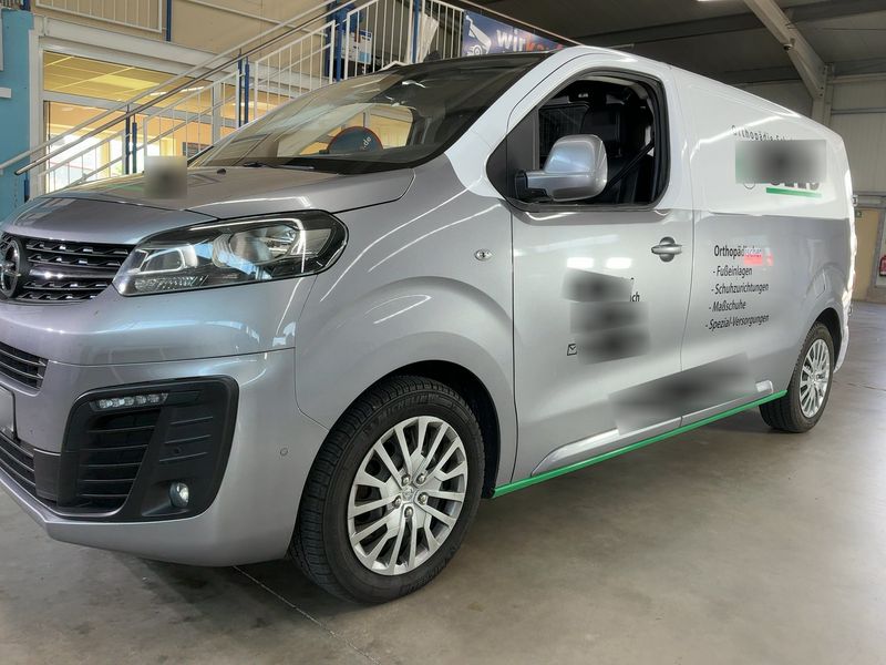 Opel Vivaro 2.0 CDTI M INNOVATION L2 2019 – снимка 2