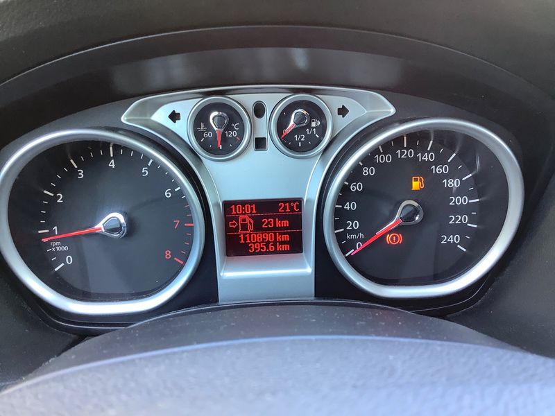 Ford Focus 1.6 Viva 2011 – снимка 4
