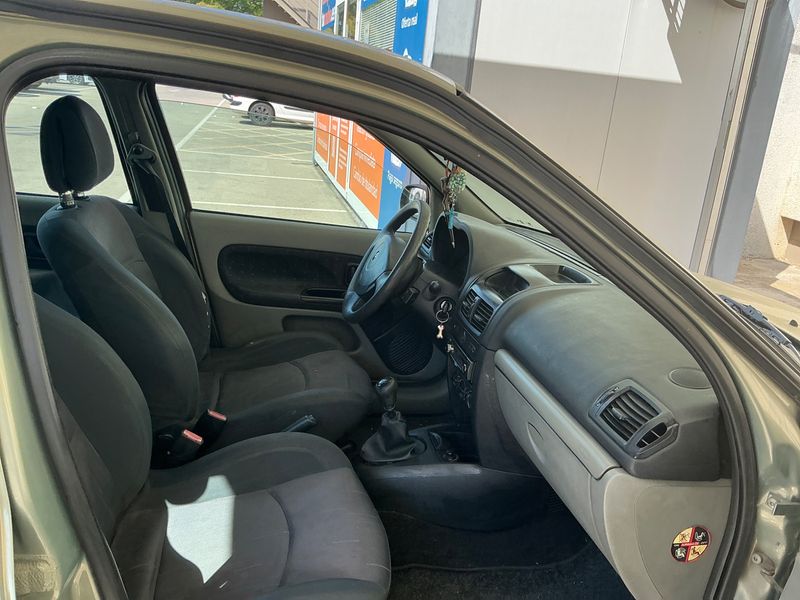 Renault Clio 1.2 Expression 2002 – снимка 3