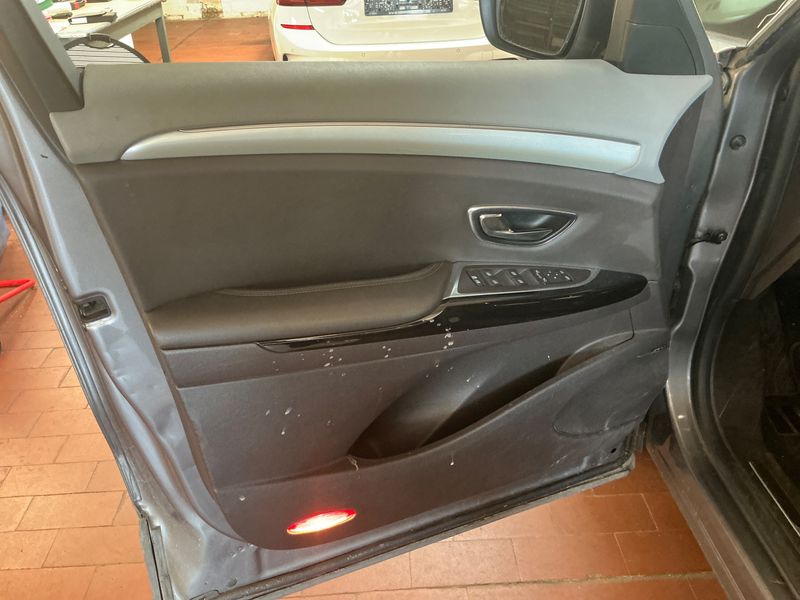 Renault Espace 1.6 dCi Energy Intens 2015 – снимка 28