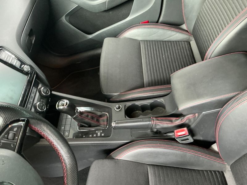 Skoda Octavia 2.0 TDI RS 2014 – снимка 30