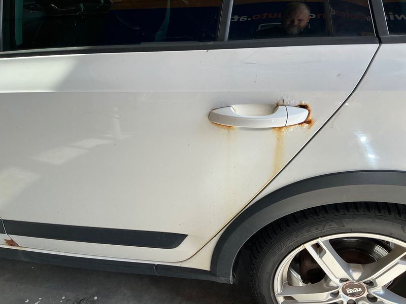 Skoda Octavia 2.0 TDI Scout 4x4 2015 – снимка 31